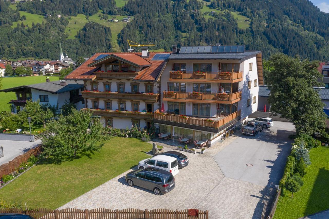 Hotel Garni Elisabeth Zell am Ziller Kültér fotó