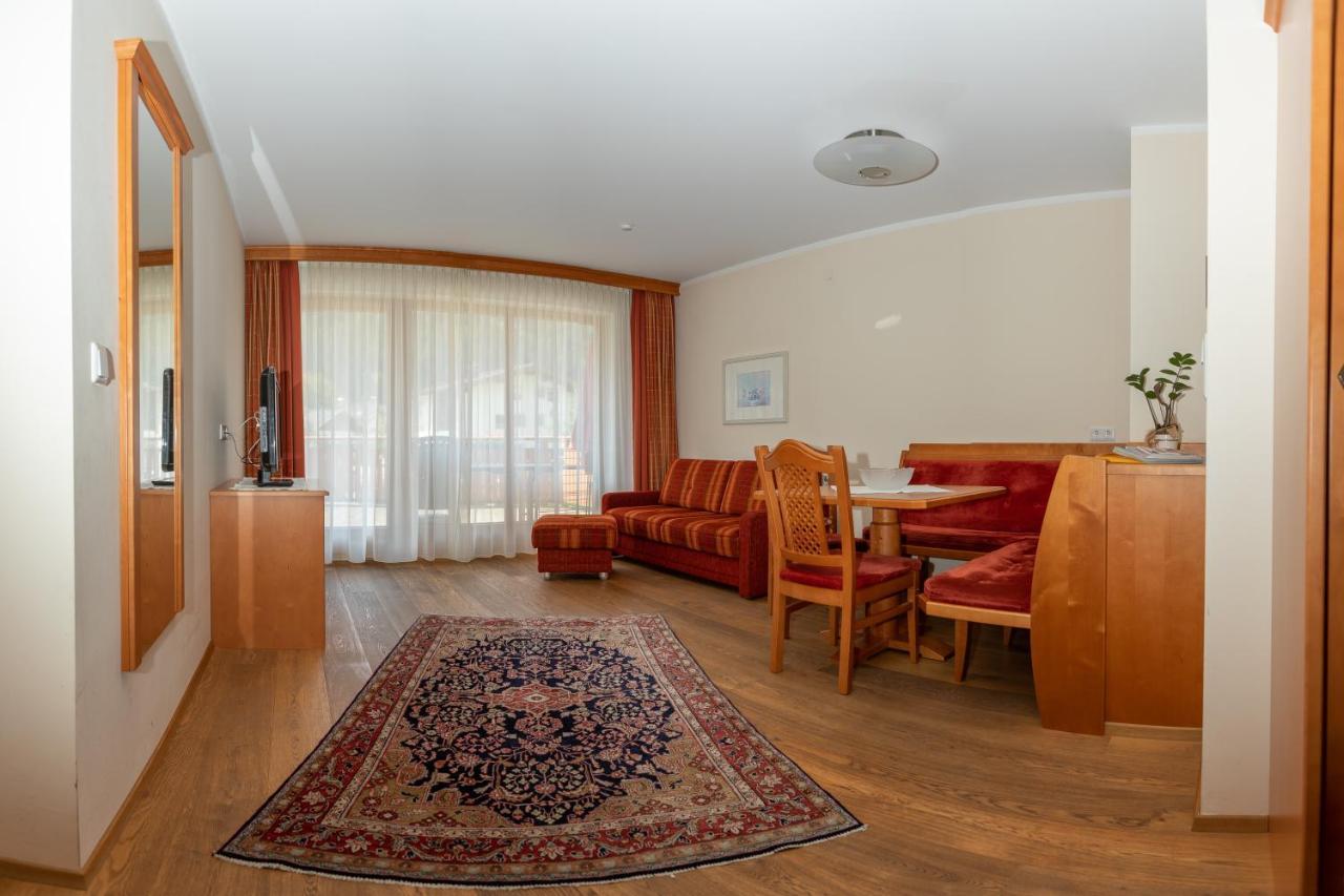 Hotel Garni Elisabeth Zell am Ziller Kültér fotó