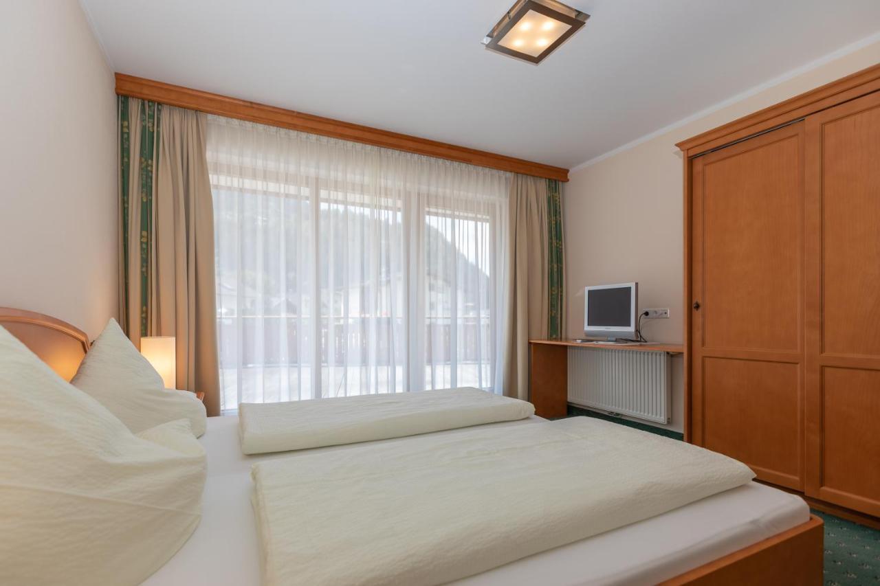 Hotel Garni Elisabeth Zell am Ziller Kültér fotó