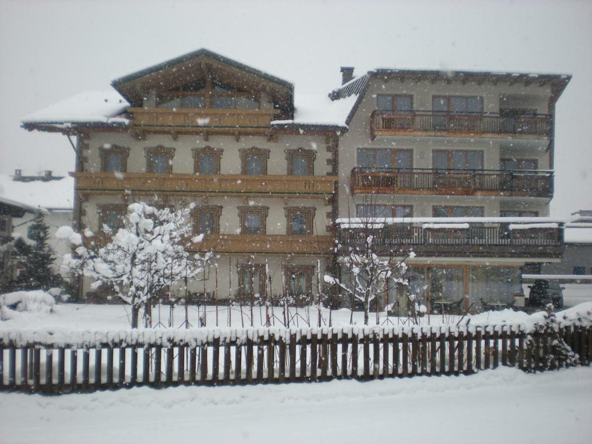 Hotel Garni Elisabeth Zell am Ziller Kültér fotó