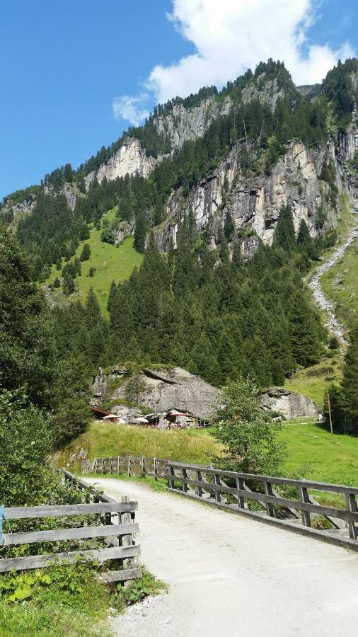 Hotel Garni Elisabeth Zell am Ziller Kültér fotó